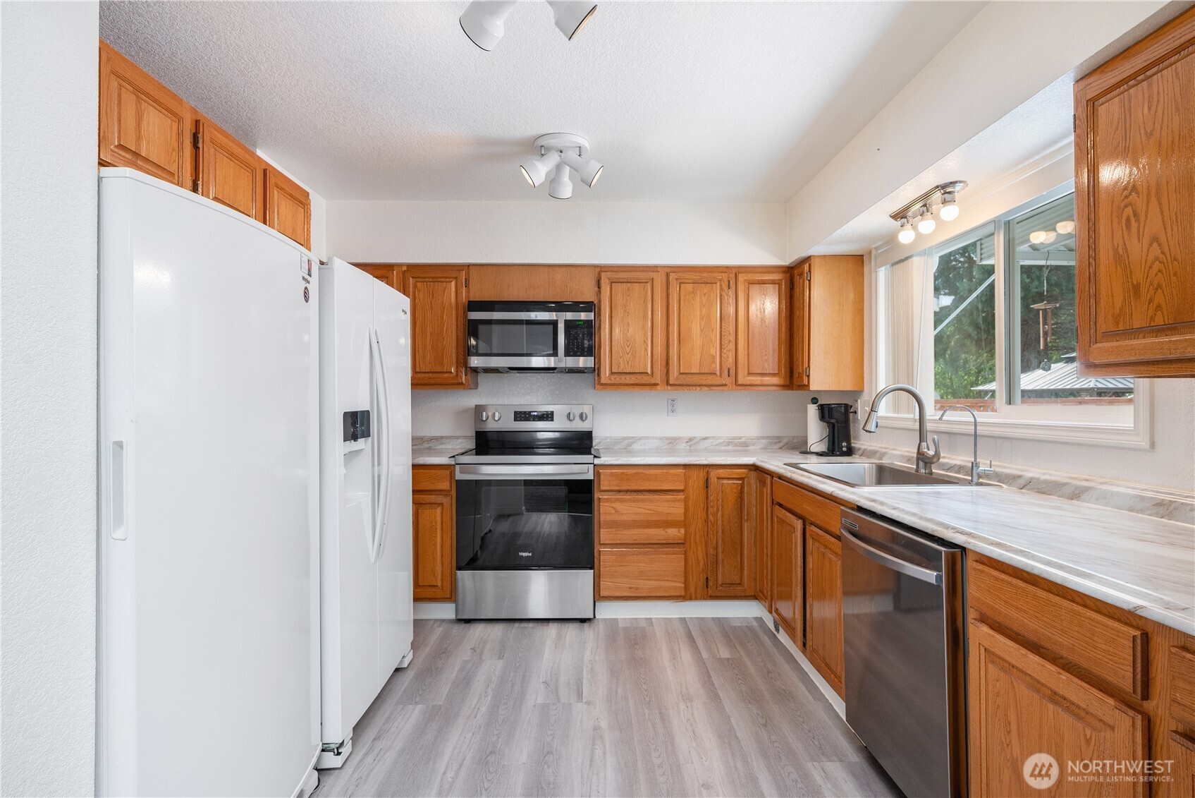 3333 Pennsylvania Street Property Photo 10