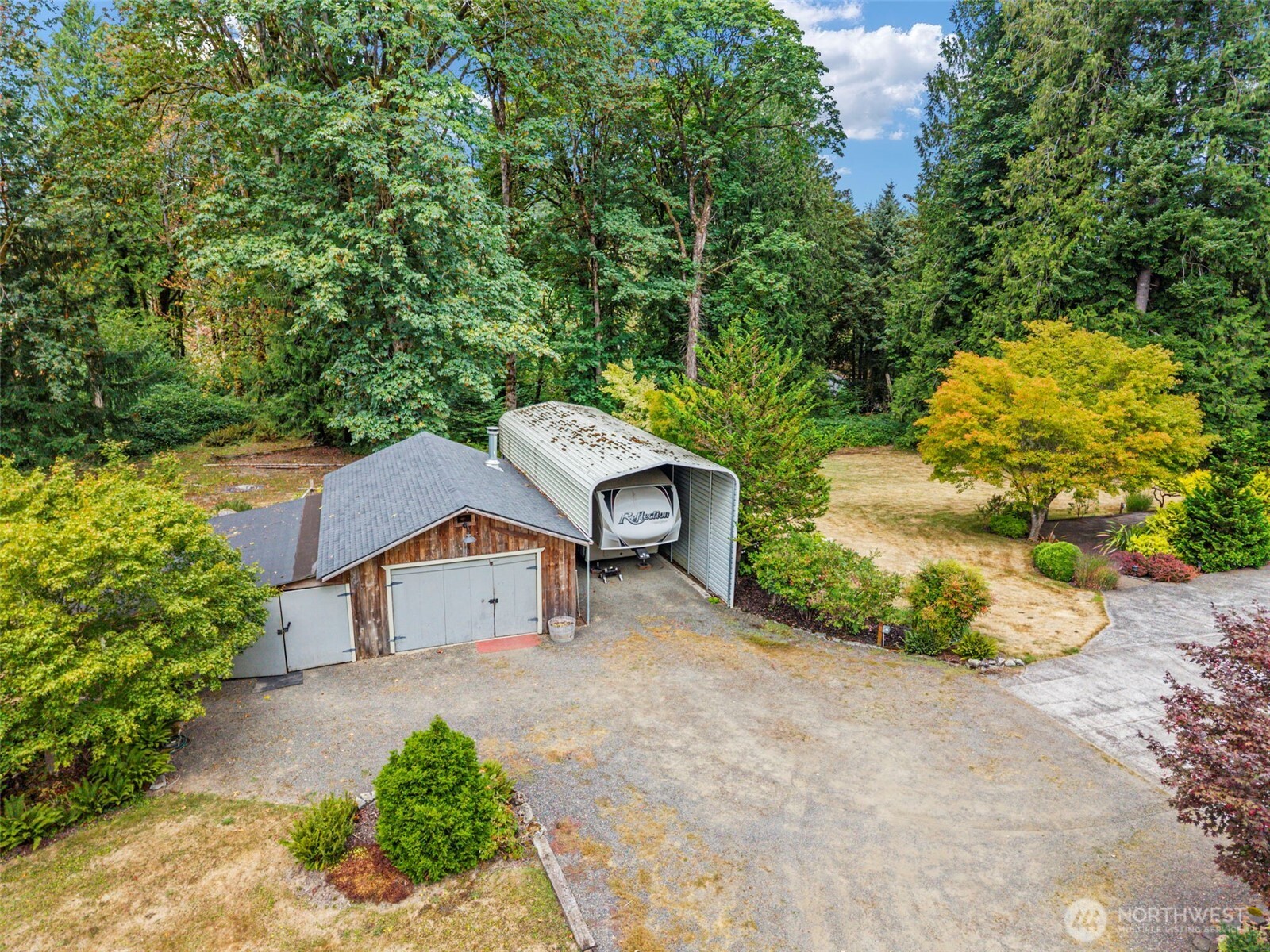 215 Walnut Acres Road Property Photo 6