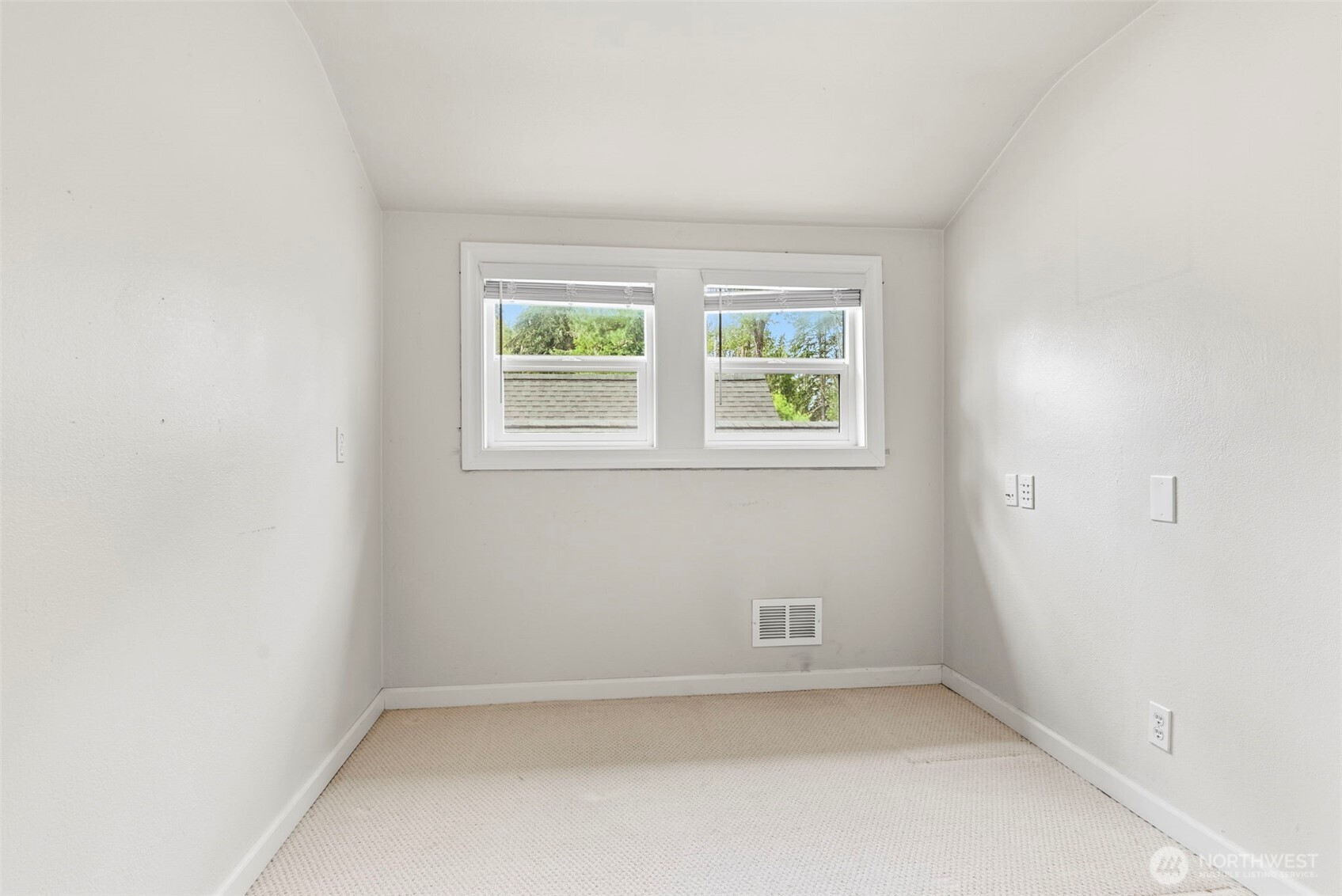 215 Walnut Acres Road Property Photo 32