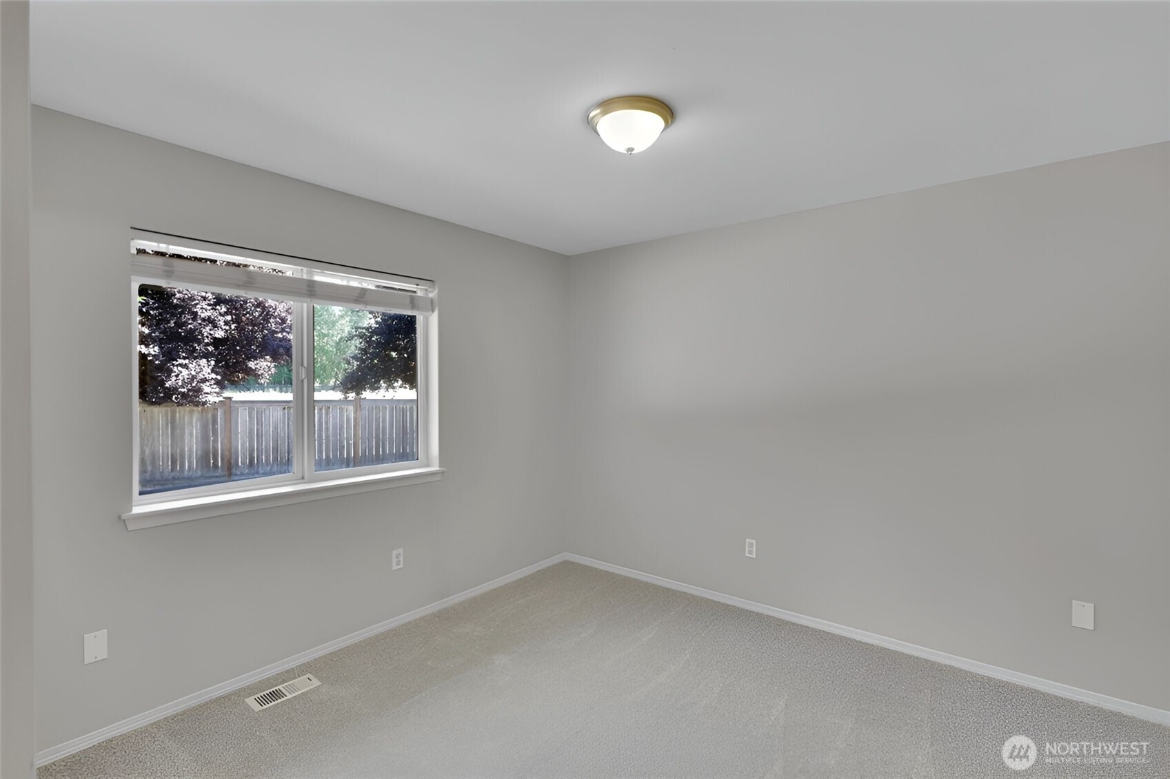 14717 147th Street Property Photo 28