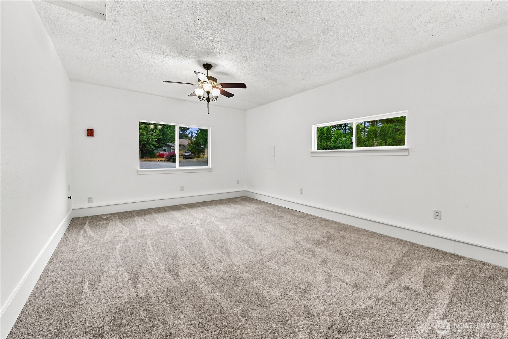 24418 Terrace Place Property Photo 10