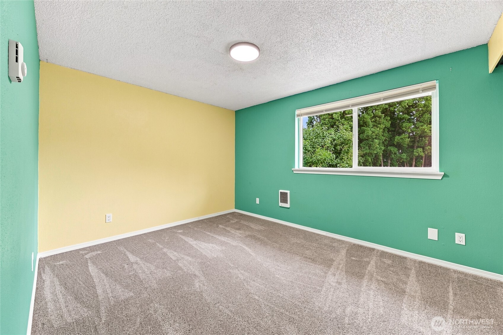 24418 Terrace Place Property Photo 17