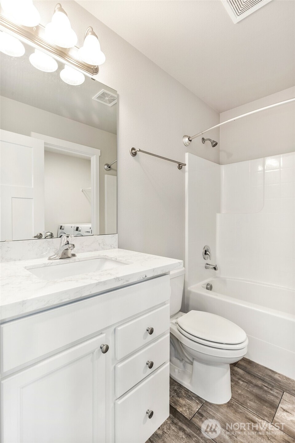 418 Raybird Avenue Property Photo 32