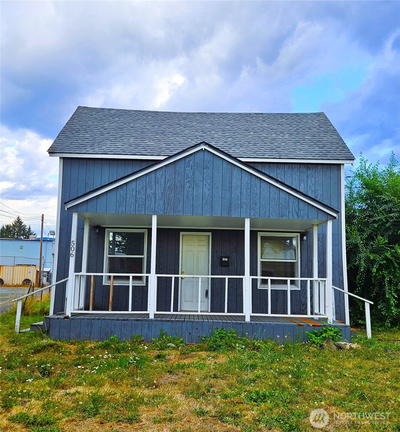 506 S 6th Avenue Property Photo 1