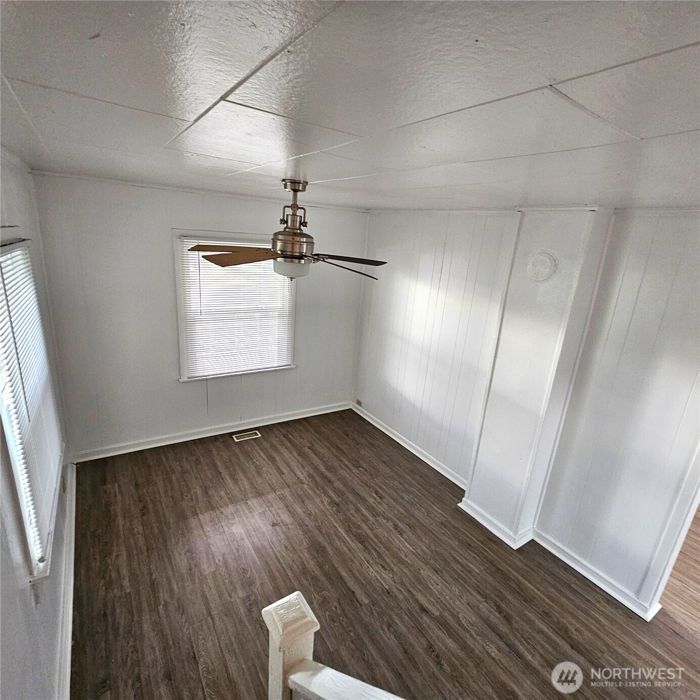 506 S 6th Avenue Property Photo 10