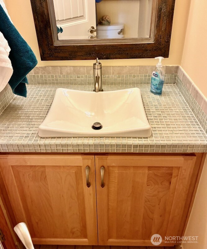 12454 Gwen Drive 13 Property Photo 4