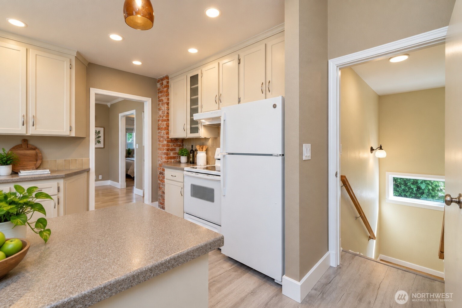 825 Ne 75th Street Property Photo 15