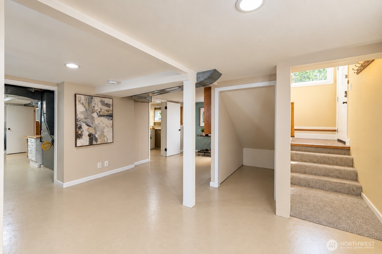 825 Ne 75th Street Property Photo 32