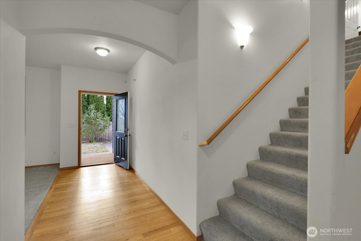 16609 129th Avenue Ct Property Photo 3