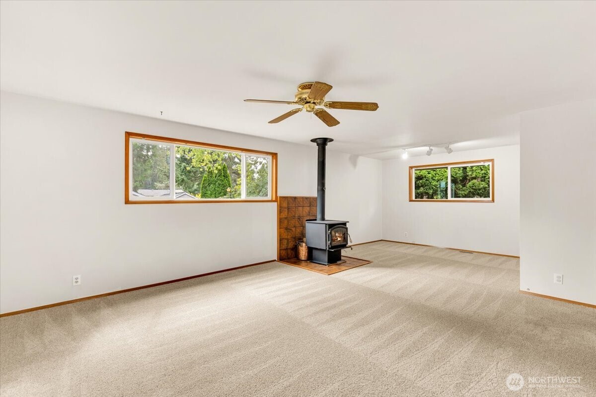 8602 Maple Lane Property Photo 17