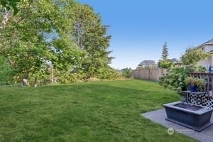 6326 Rebecca Avenue Property Photo 37