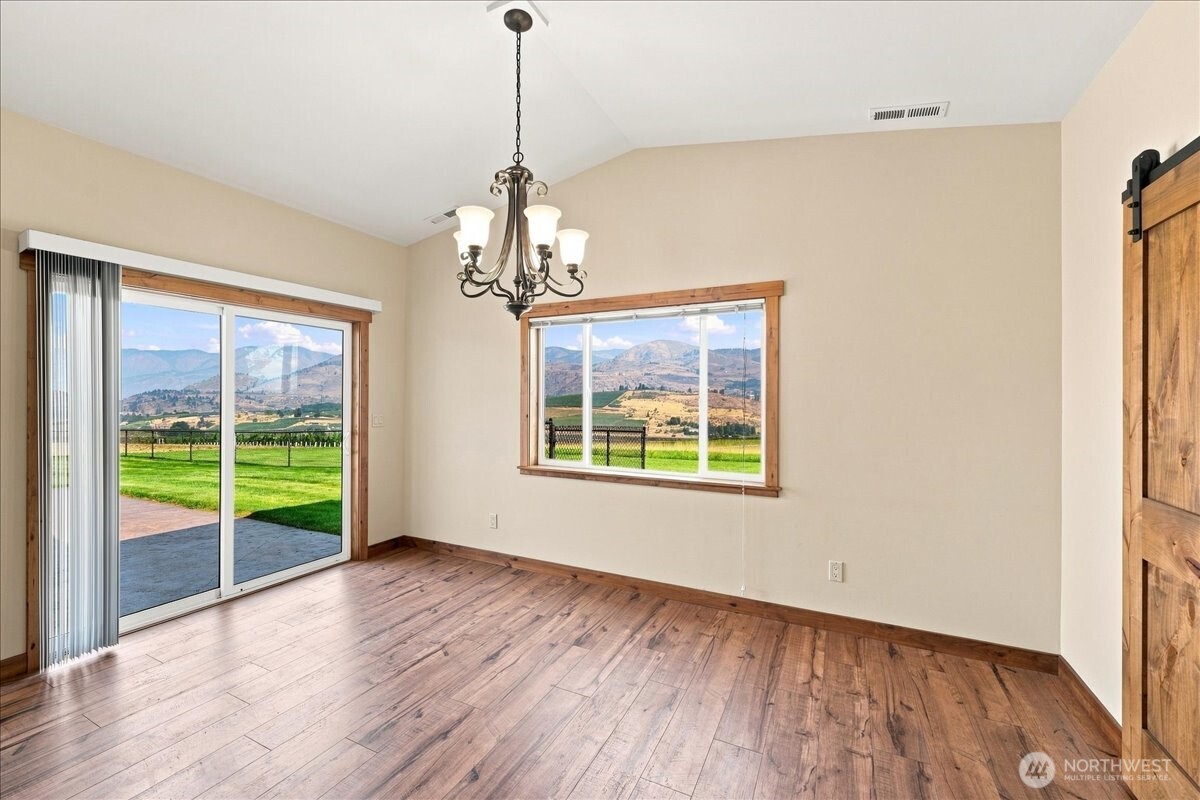 1080 Washington Street Property Photo 13