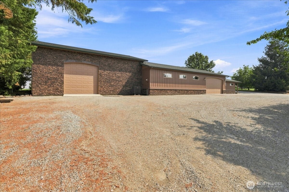 1080 Washington Street Property Photo 25