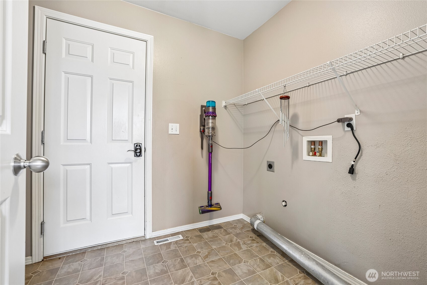 6307 Nathan Place Property Photo 18