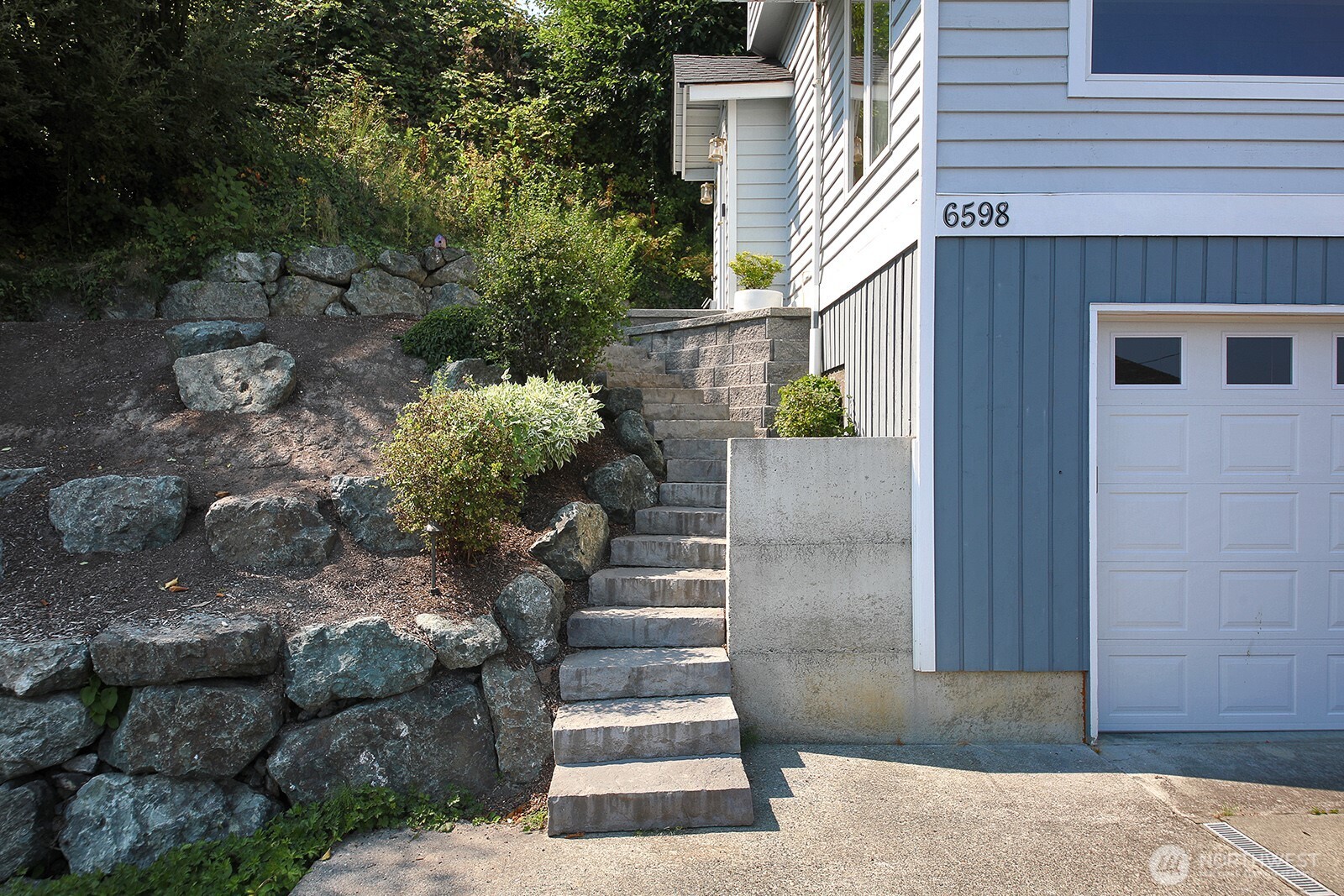 6598 Columbia Beach Dr. Property Photo 5
