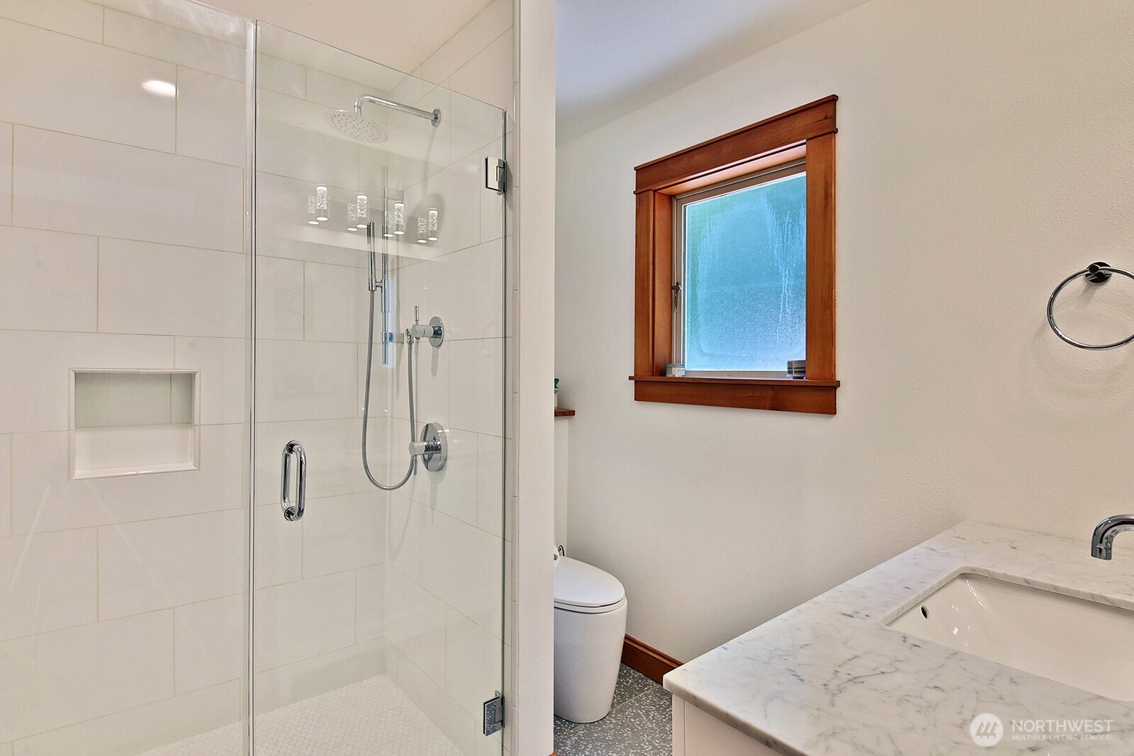 6598 Columbia Beach Dr. Property Photo 12