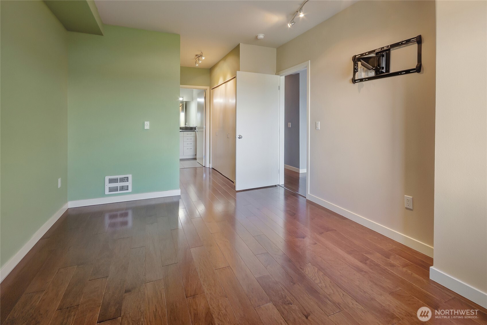 1 Broadway 315 Property Photo 16