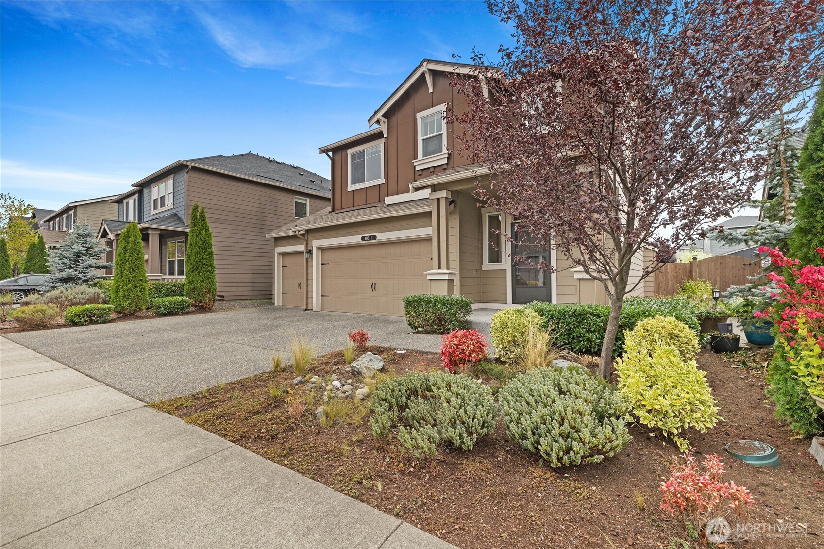 10311 Suncrest Boulevard Property Photo 2