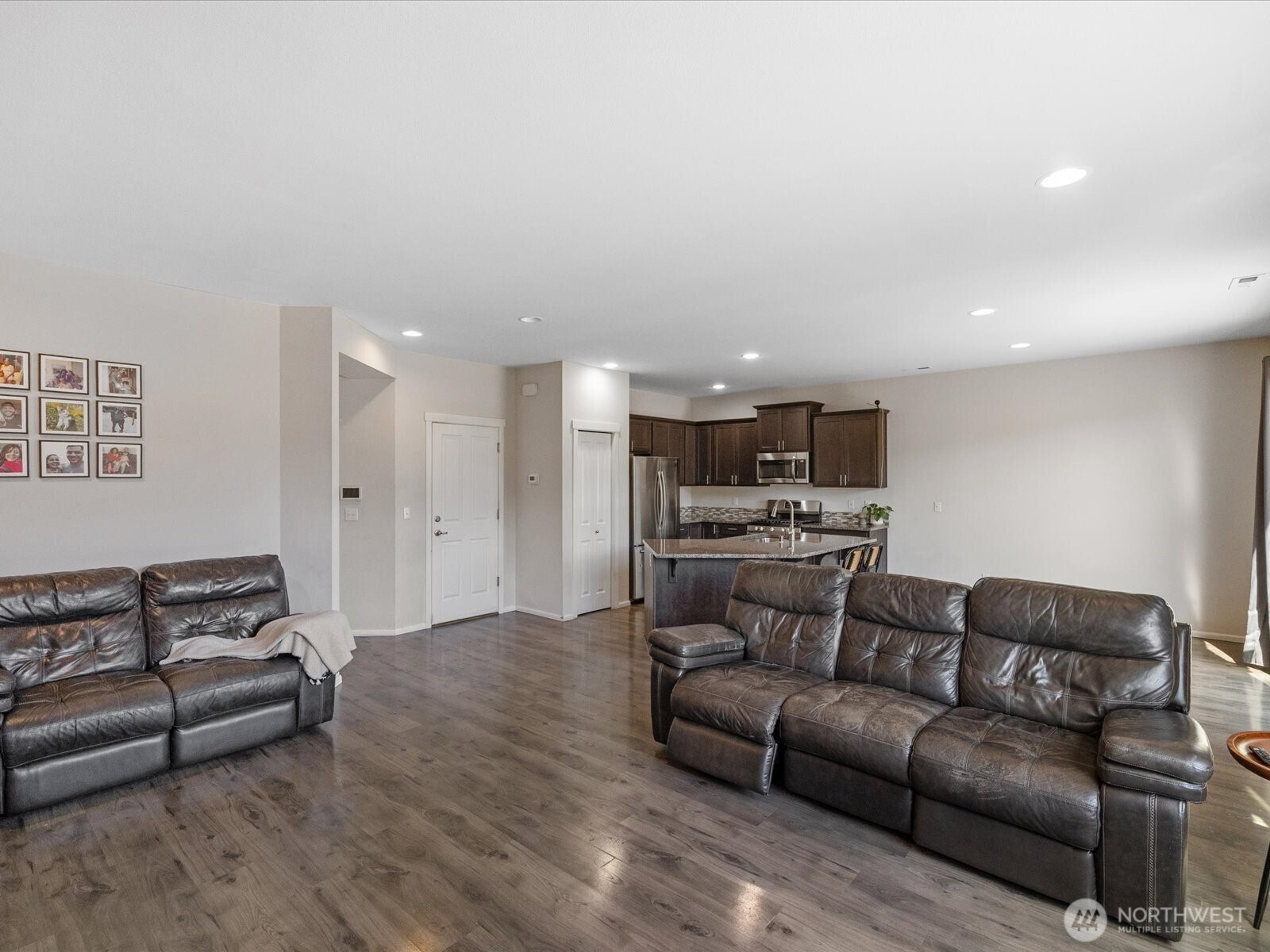 10311 Suncrest Boulevard Property Photo 9