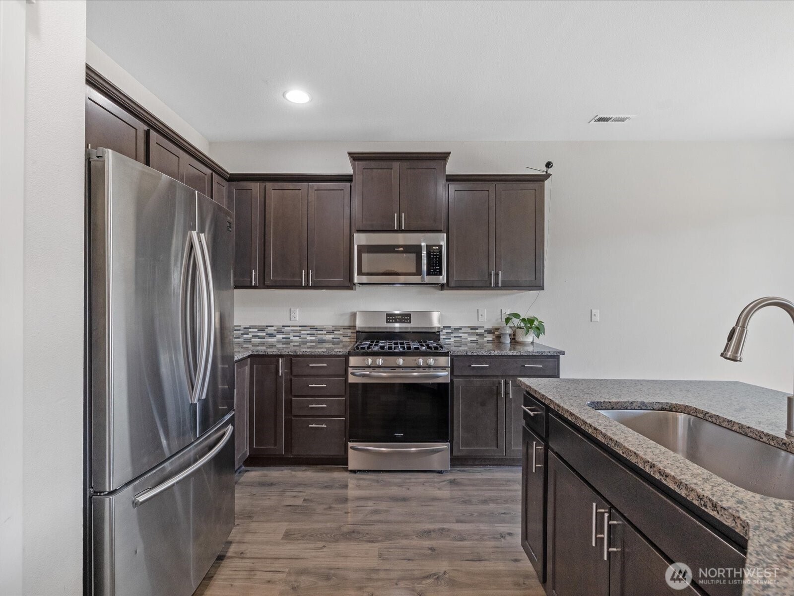 10311 Suncrest Boulevard Property Photo 12