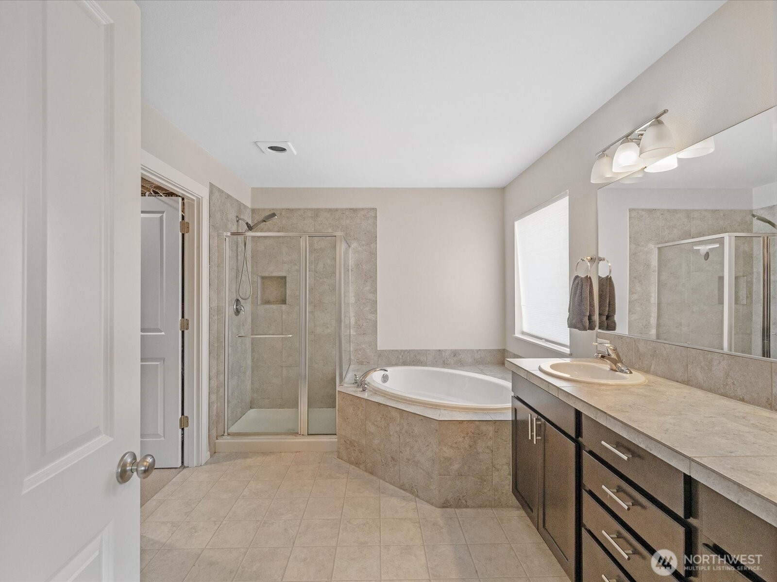10311 Suncrest Boulevard Property Photo 17