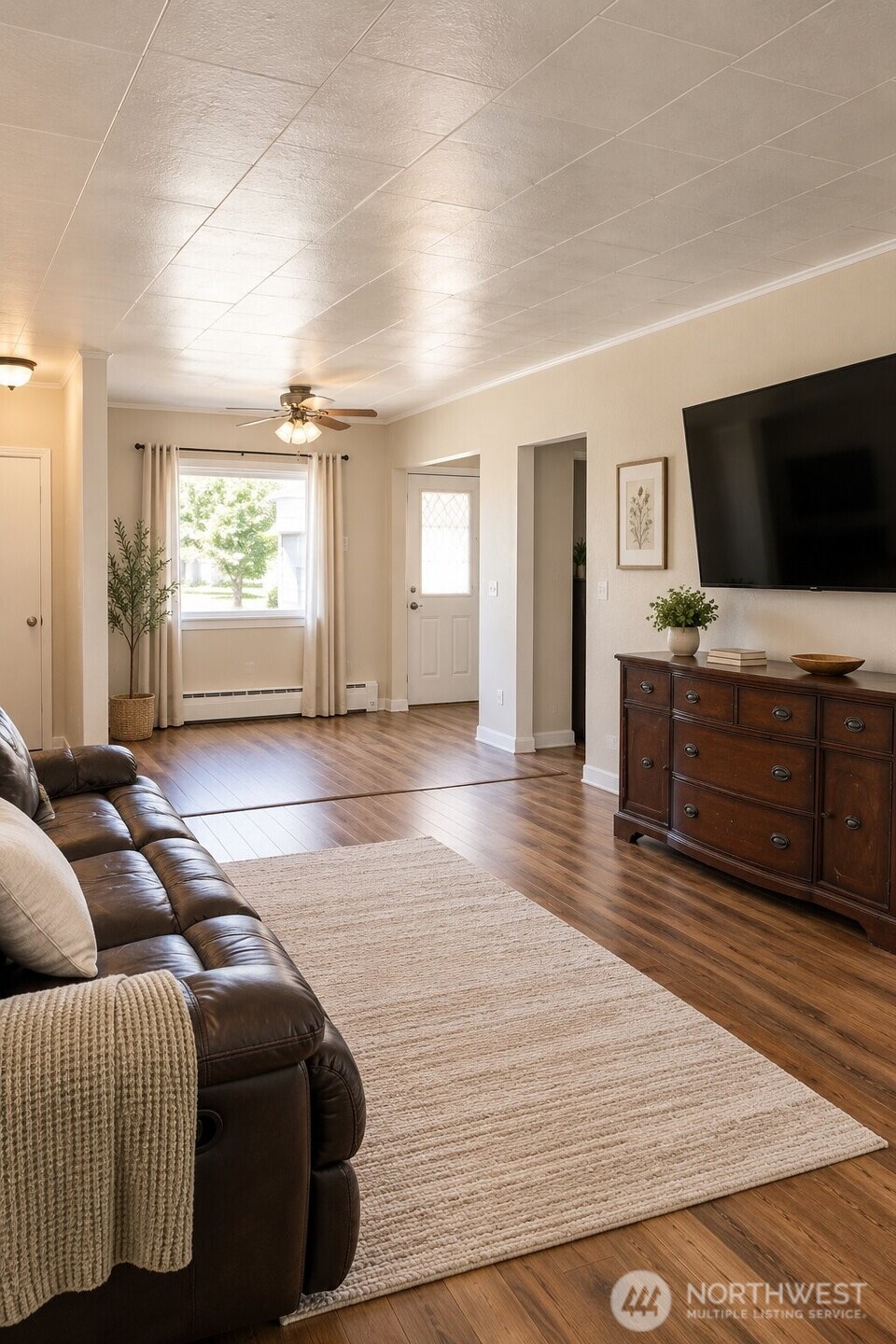 660 Sauk Avenue Property Photo 3