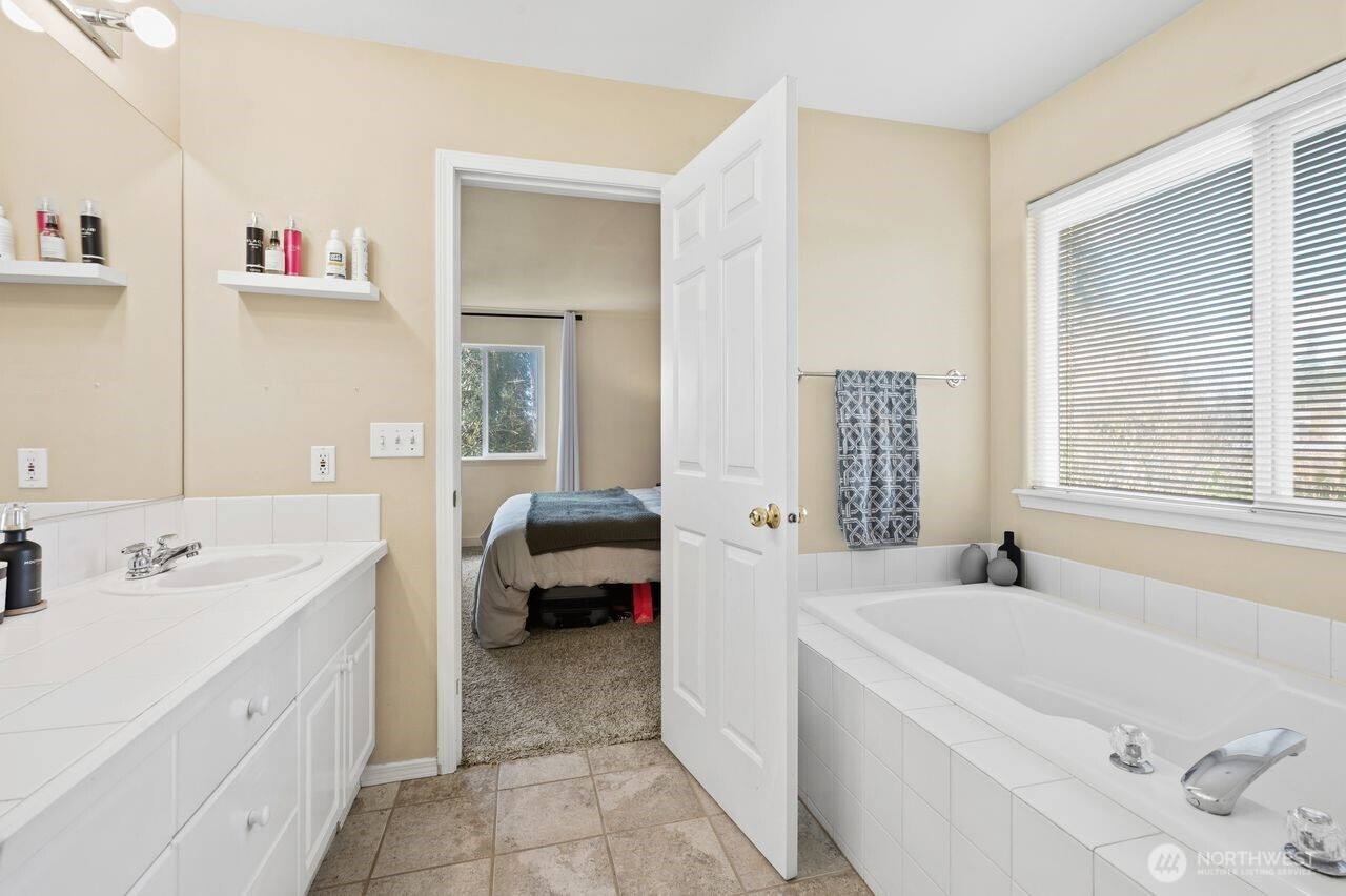 15116 99th Av Court East Property Photo 24