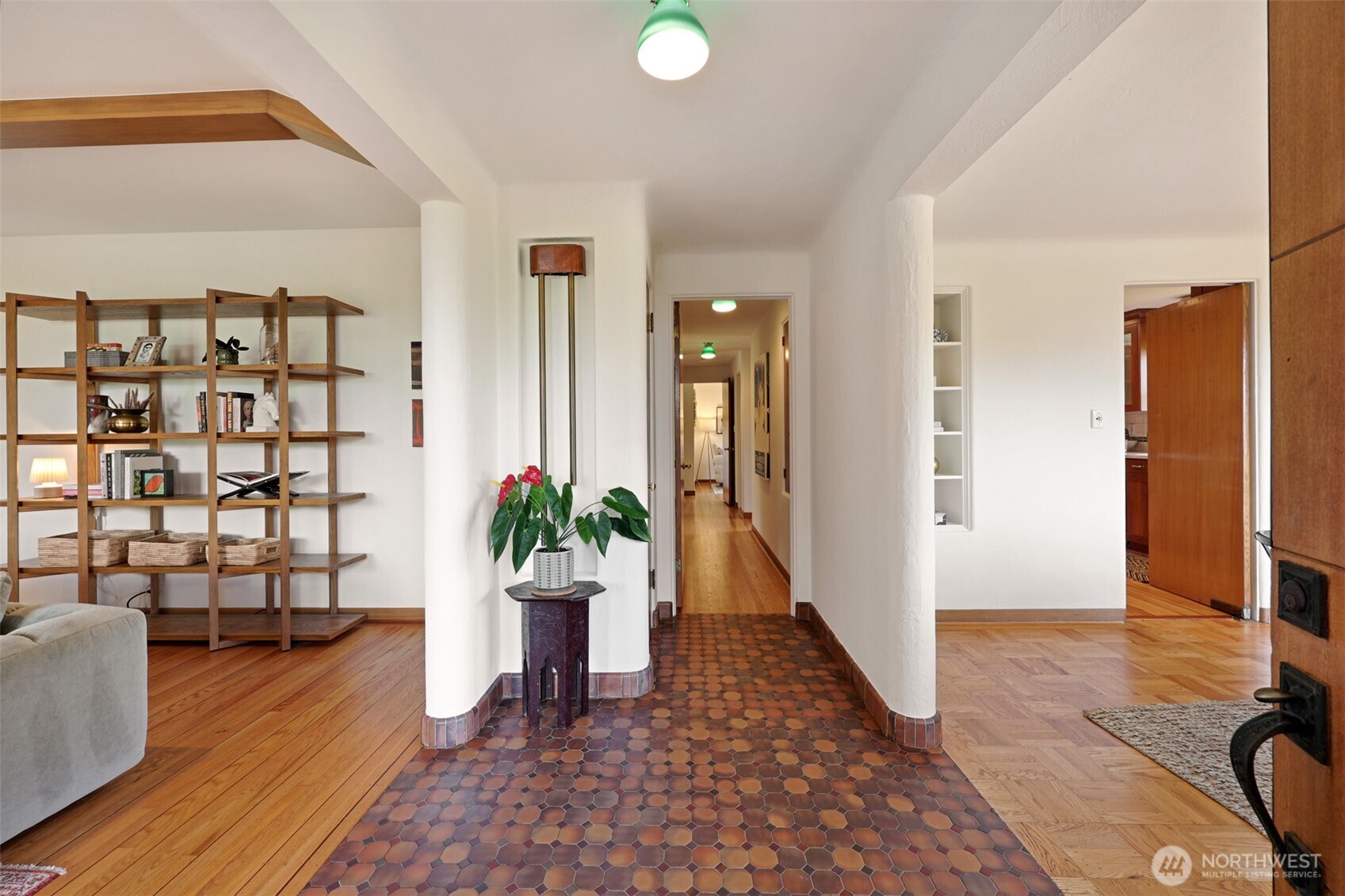6049 Princeton Avenue Property Photo 10