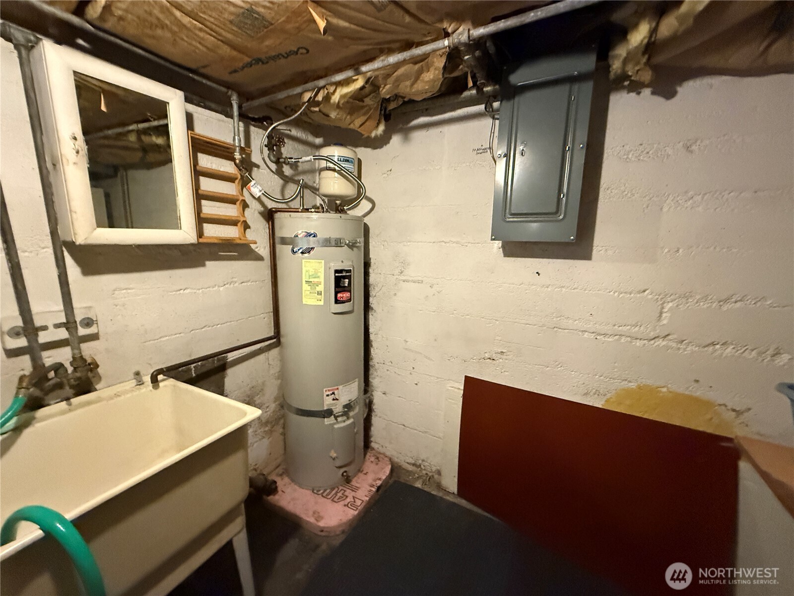 1940 4th Street Property Photo 14