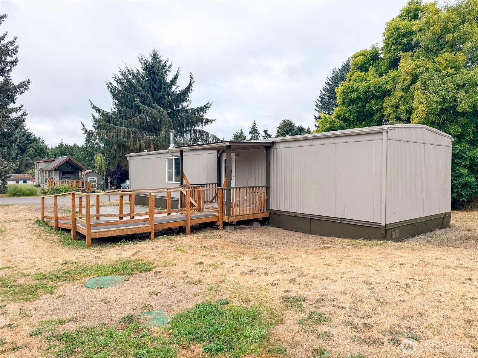 611 Cedar Drive 5 Property Photo 2