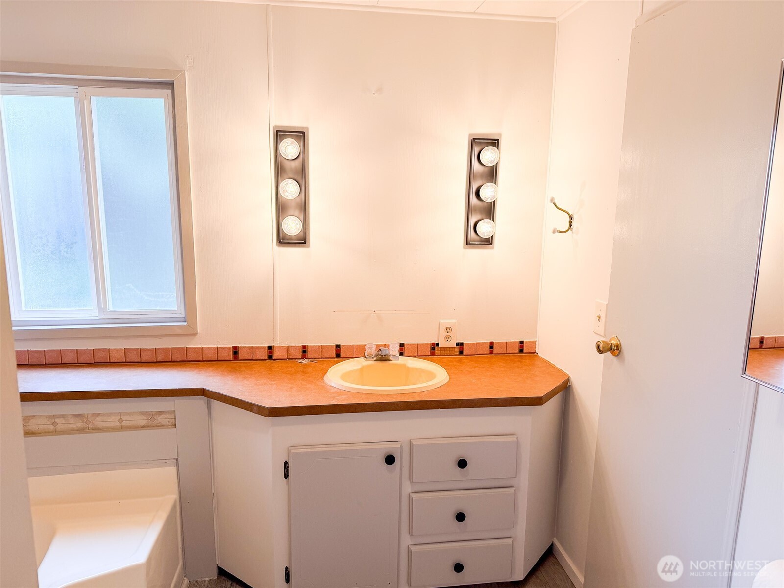 611 Cedar Drive 5 Property Photo 21