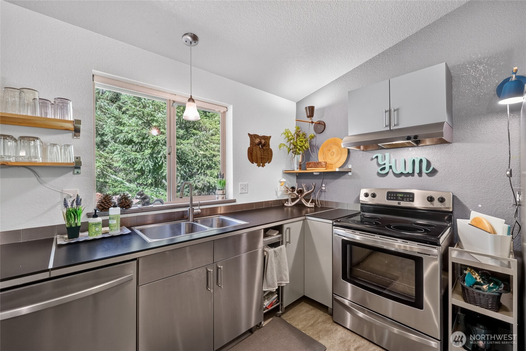 105 Jack Fir Court Property Photo 15