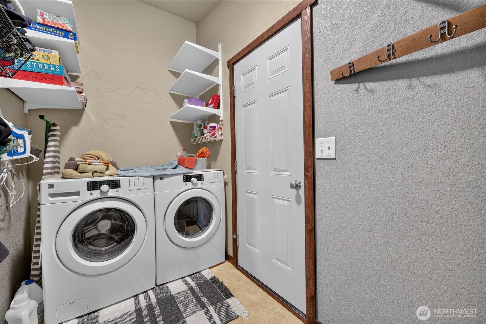 105 Jack Fir Court Property Photo 27