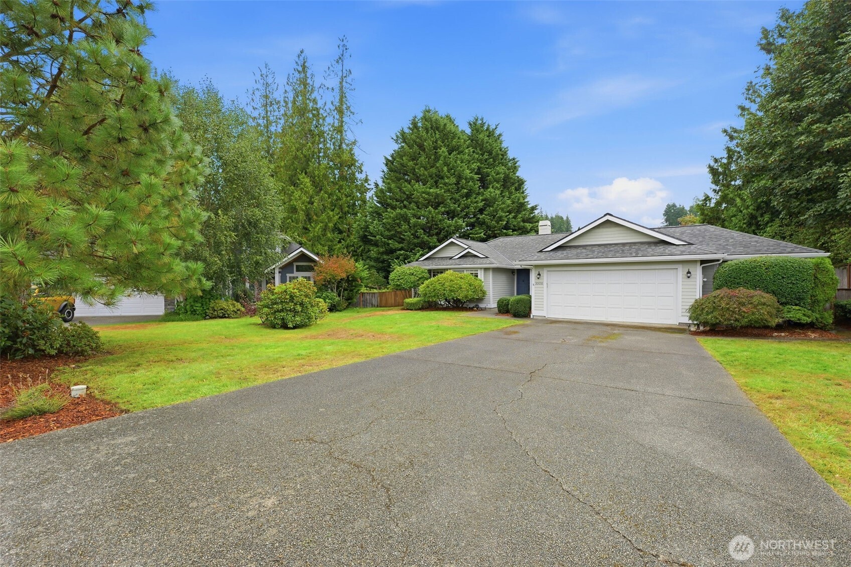 20130 Bue Rund Loop Property Photo 2