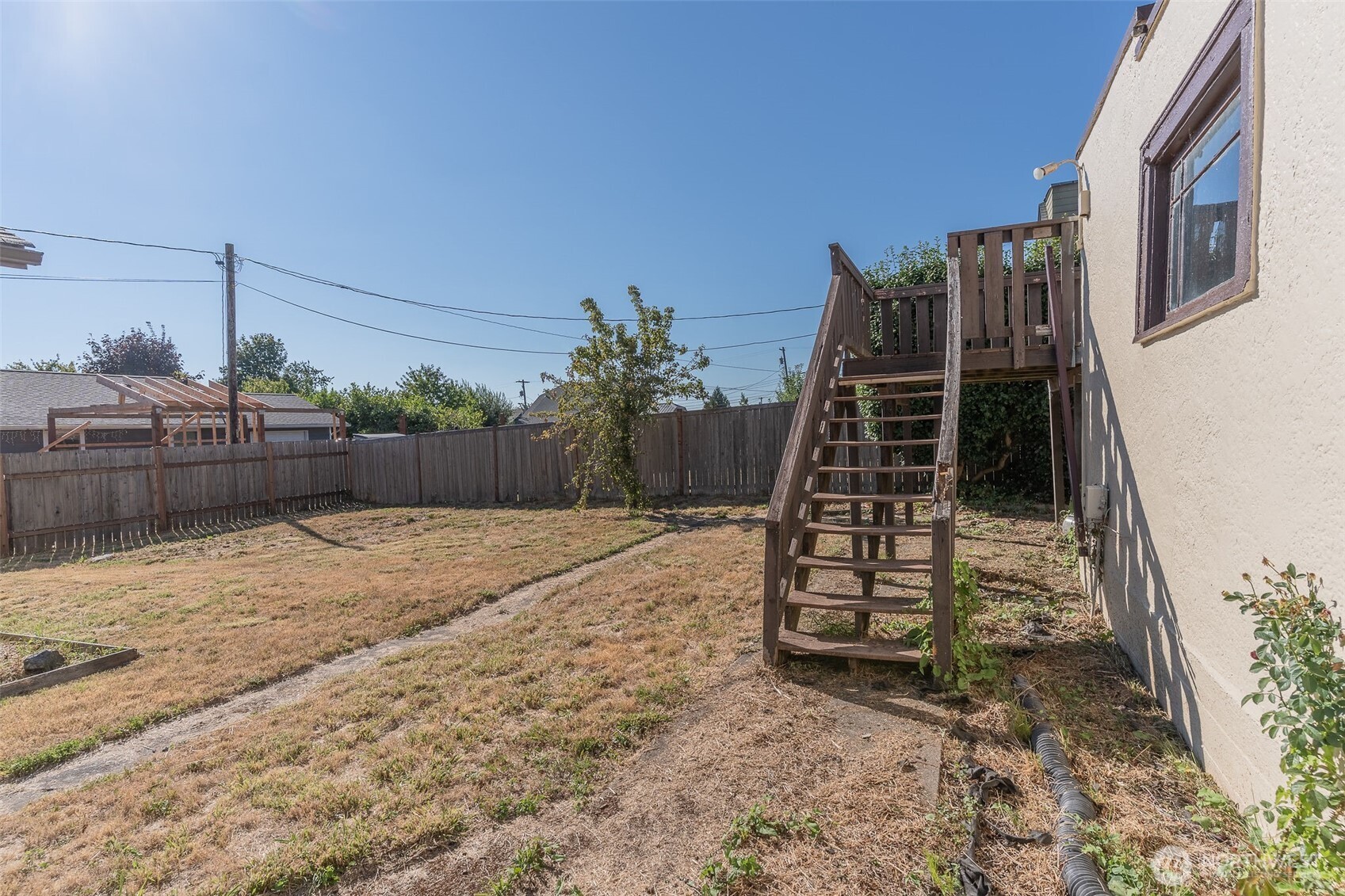 1079 S Market Boulevard Property Photo 3