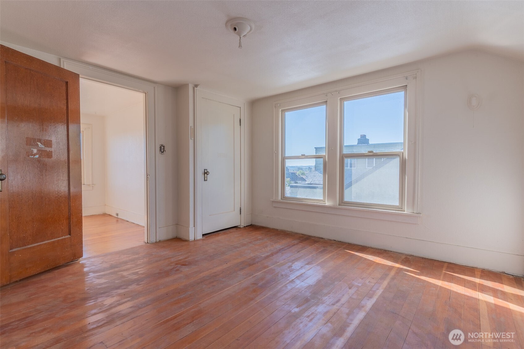 1079 S Market Boulevard Property Photo 18