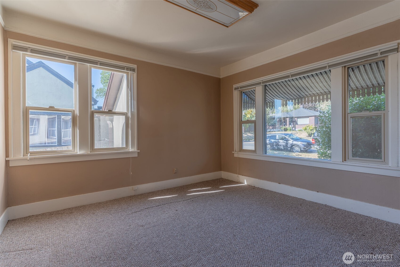 1079 S Market Boulevard Property Photo 20