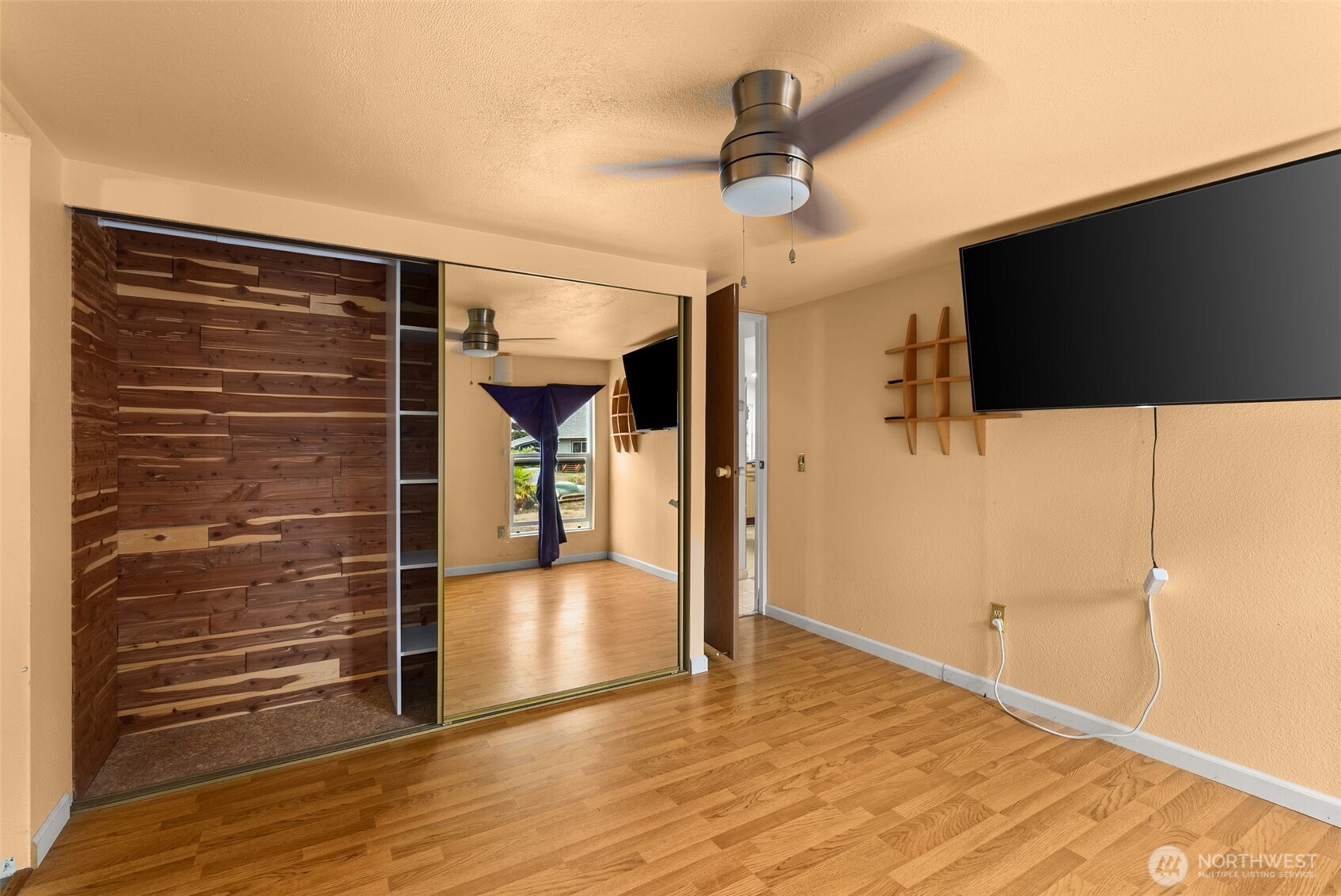 1402 & 1406 Sandy Drive Property Photo 15