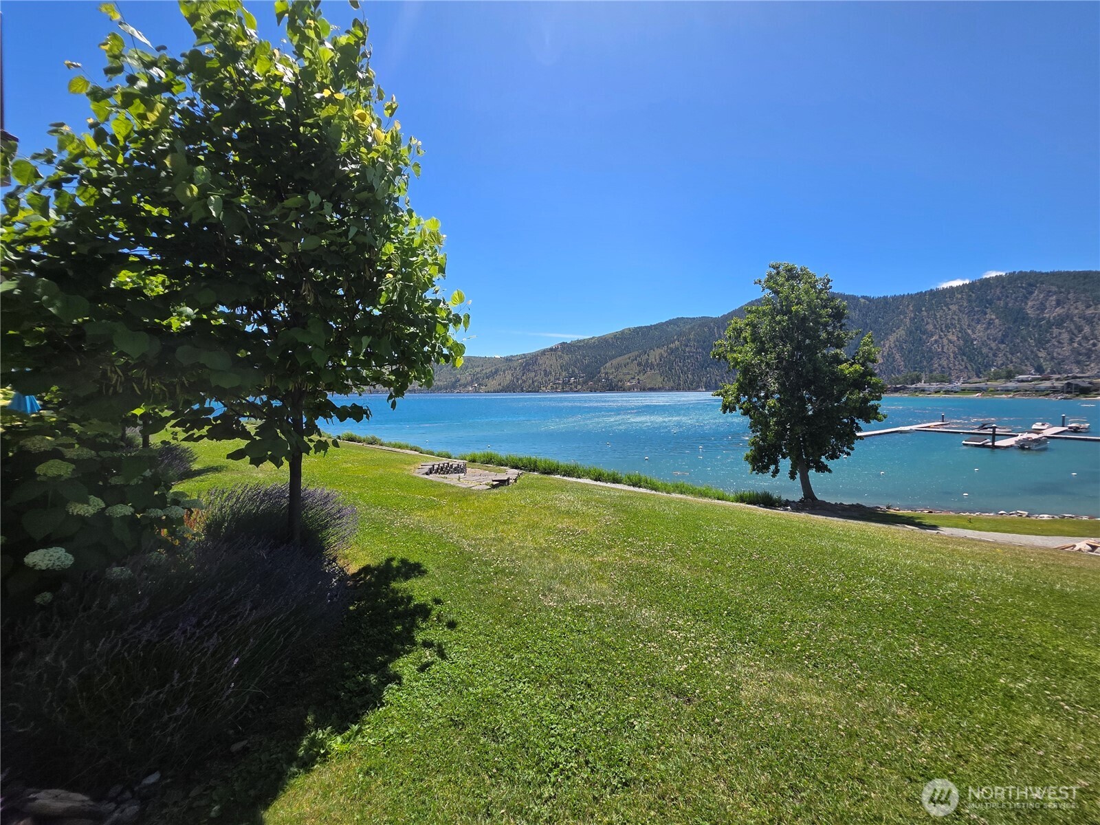 1 Nekquelekin 413-e Property Photo 19