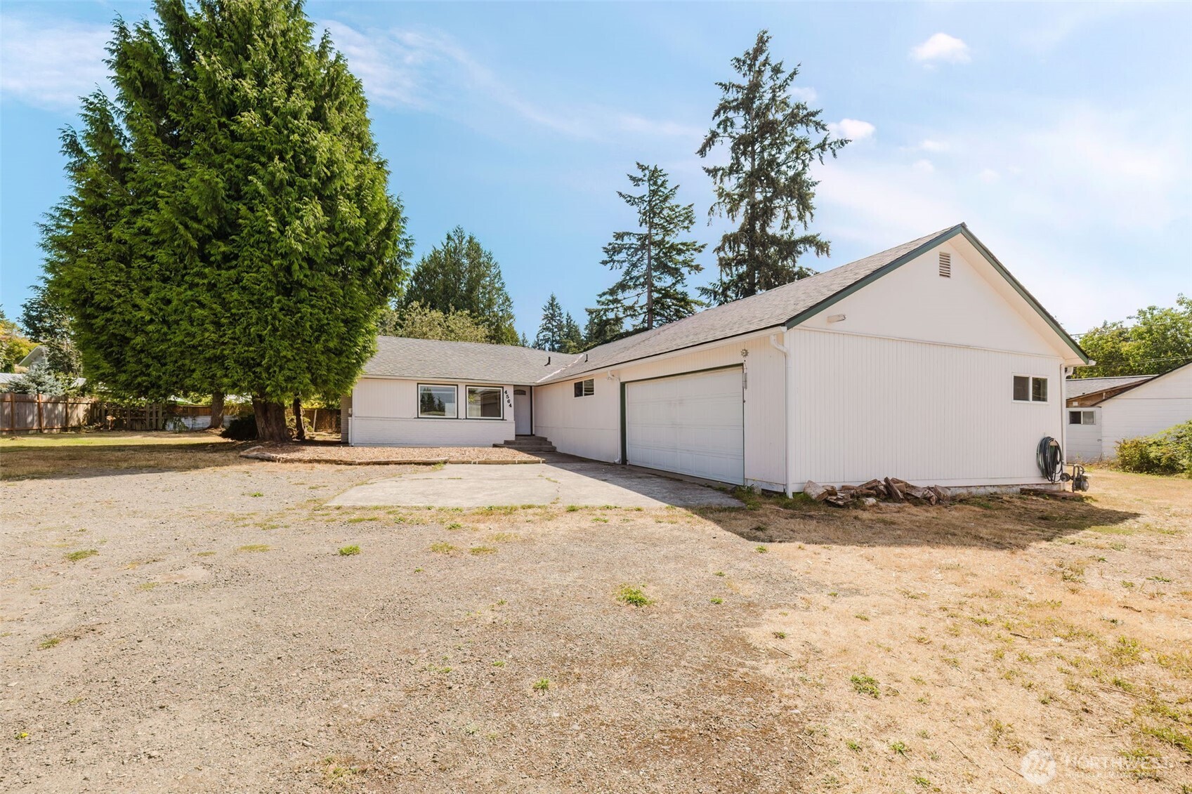 4564 SE Horstman Road Property Photo 1