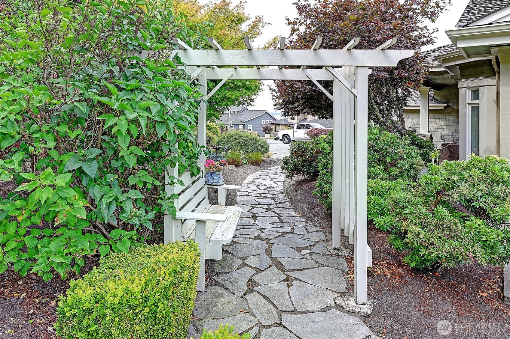 1105 Morgan Way Property Photo 7