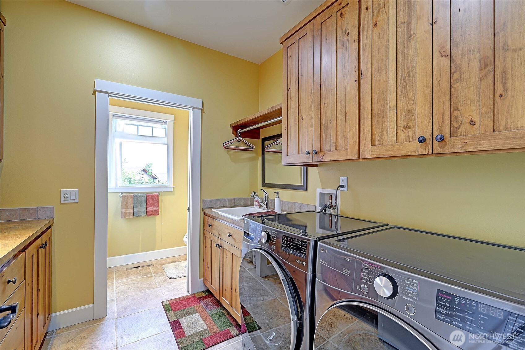 1105 Morgan Way Property Photo 26