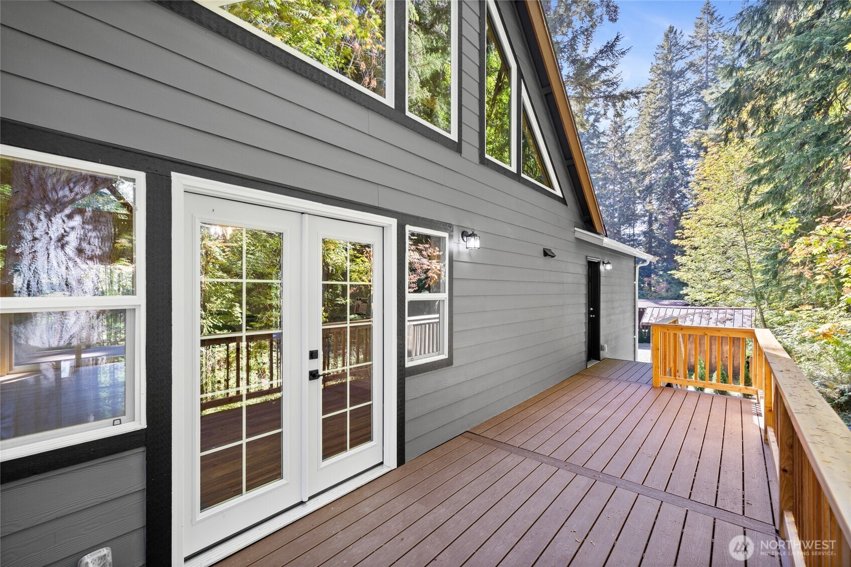 31715 Mount Tahoma Canyon Rd E Property Photo 2