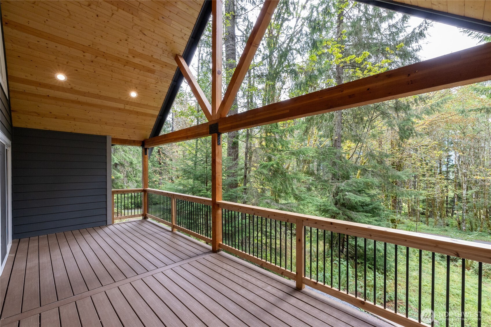 31715 Mount Tahoma Canyon Rd E Property Photo 12