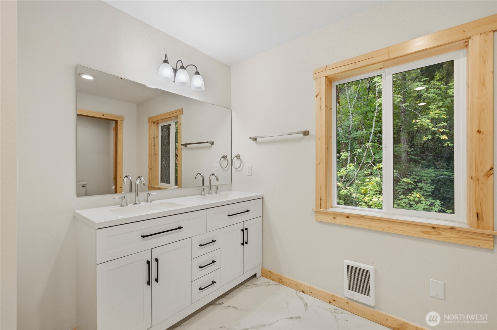 31715 Mount Tahoma Canyon Rd E Property Photo 19