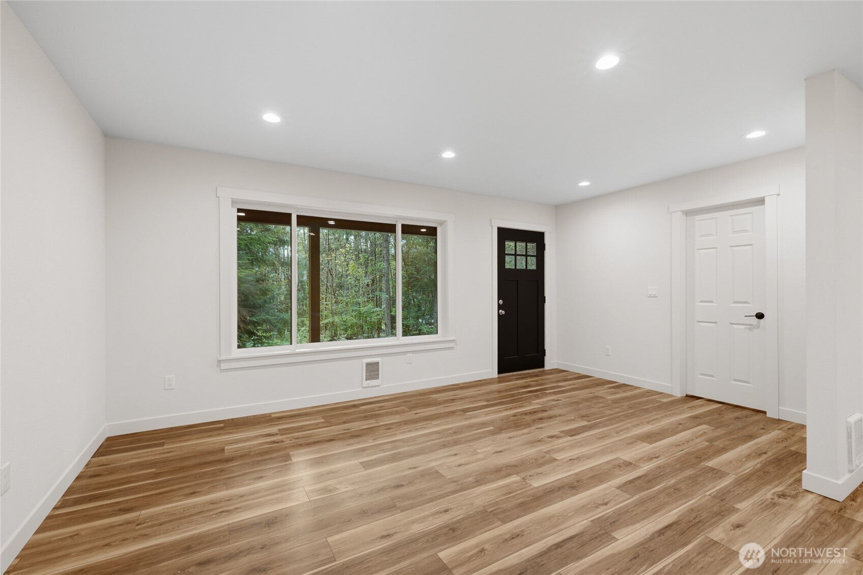 31715 Mount Tahoma Canyon Rd E Property Photo 31