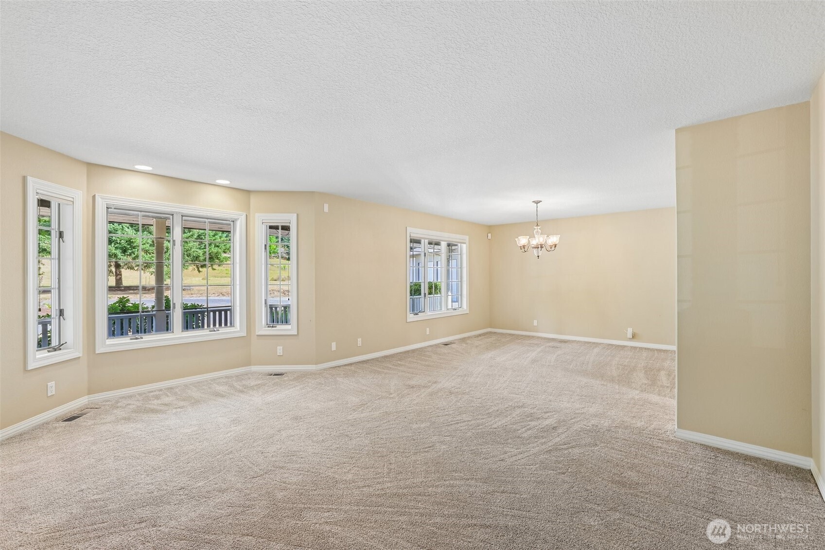 146 Snowgoose Drive Property Photo 9