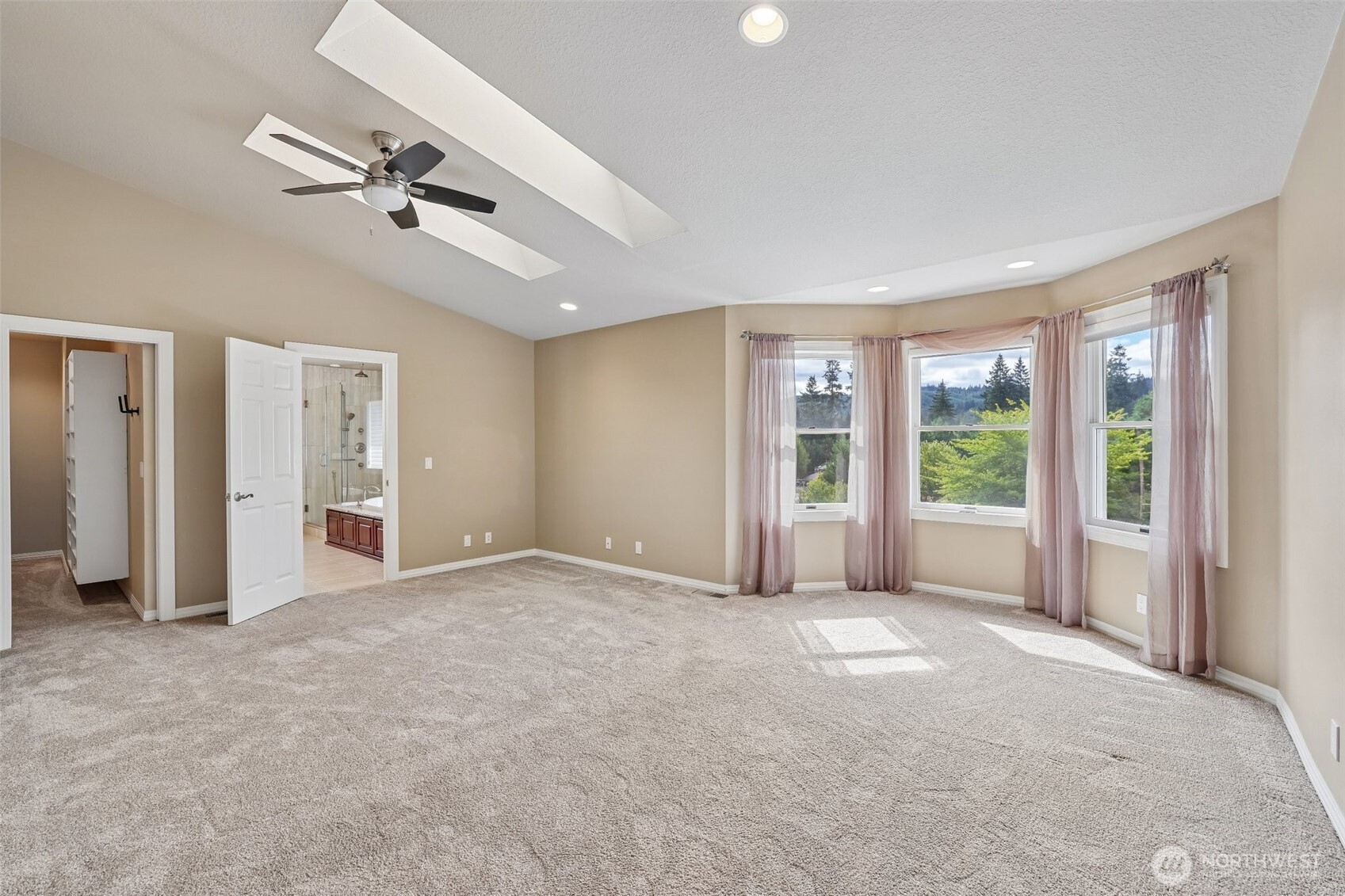 146 Snowgoose Drive Property Photo 18