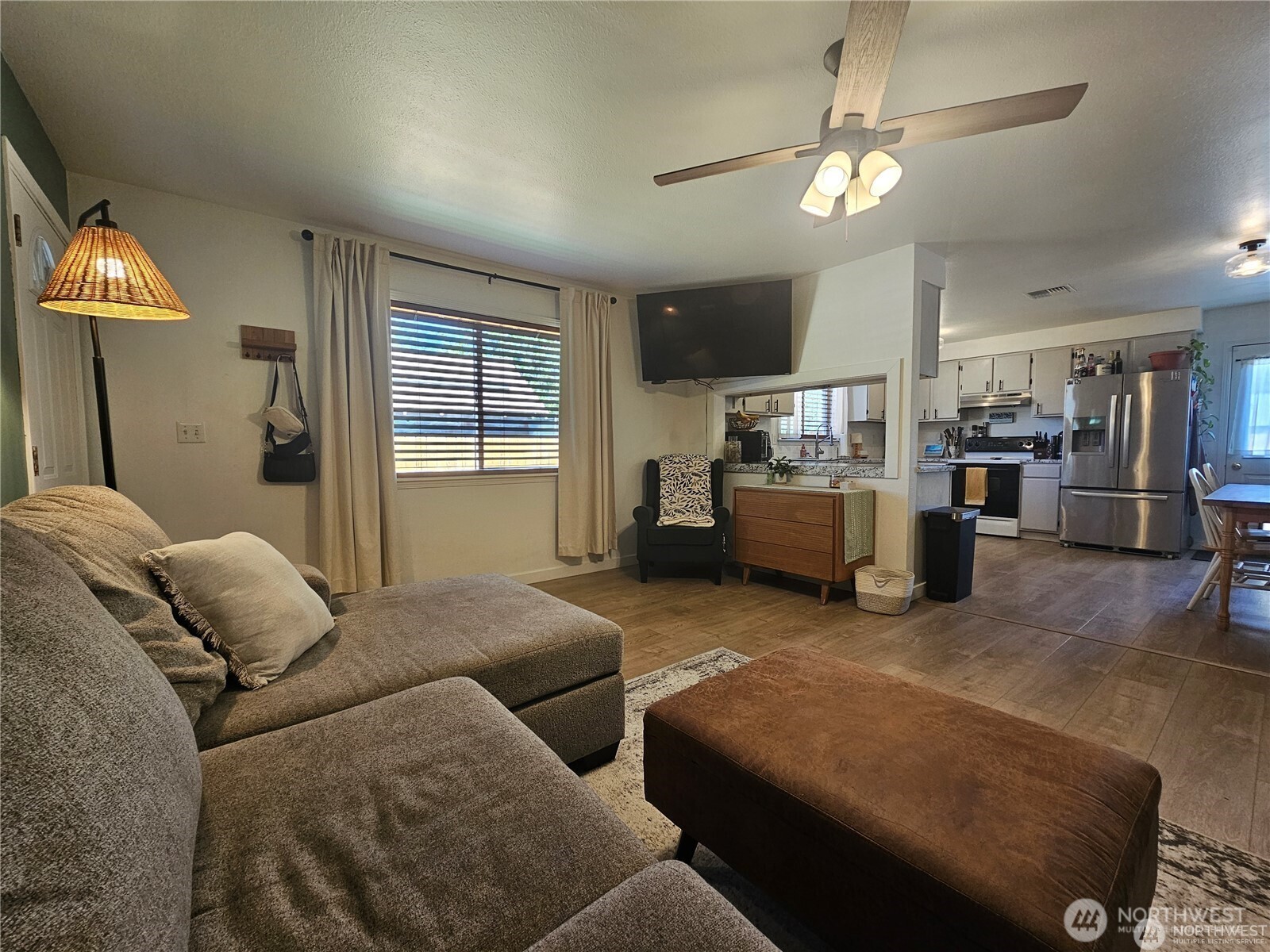 315 Juniper Street Property Photo 9