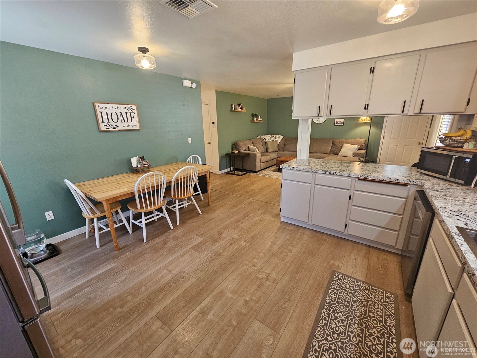 315 Juniper Street Property Photo 13